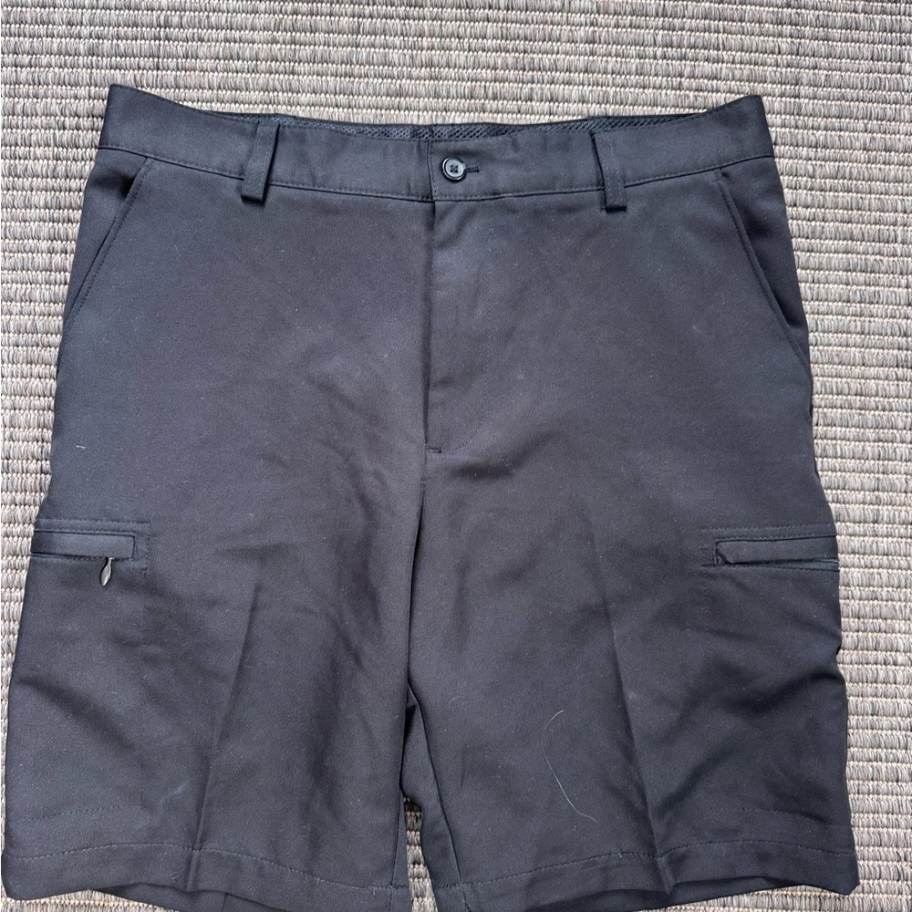 Izod Golf Men's Dark Gray Flat Front Shorts